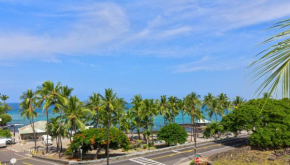 Kahaluu Beach Villas 303